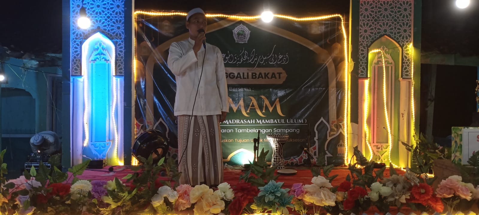 “Memupuk Akhlak, Mengasah Bakat: Cahaya Isra Mi’raj dan Inspirasi Seni Santri Mamba’ul Ulum”